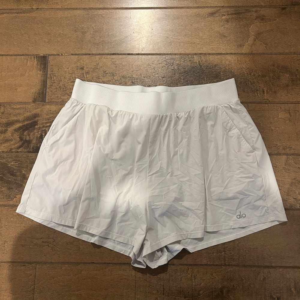 Alo Yoga Women's Breezy White Shorts
